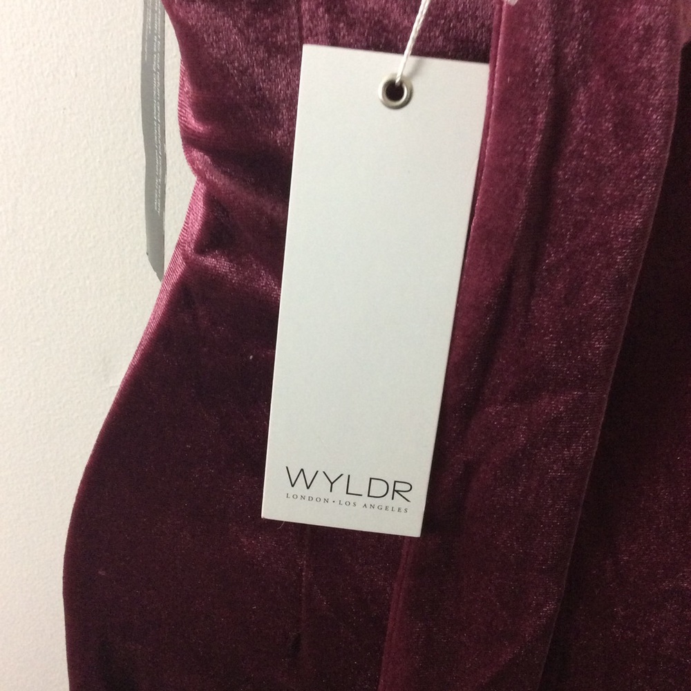 NEW Wyldr Women’s Halter Dress Size XS - Picture 5 of 8